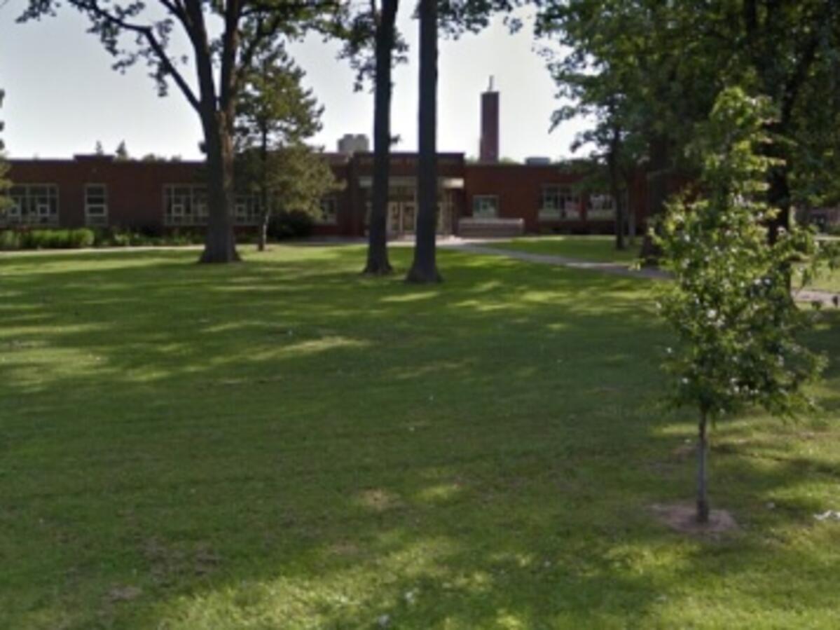 Picture of Queensdale School